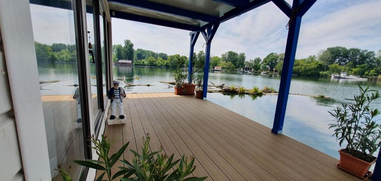 Hausboat "Zivot Na Vode" Bratislava Exterior foto